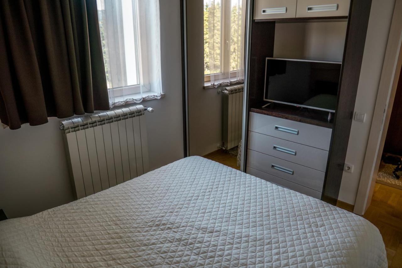 Vila Jezero Kopaonik Buitenkant foto